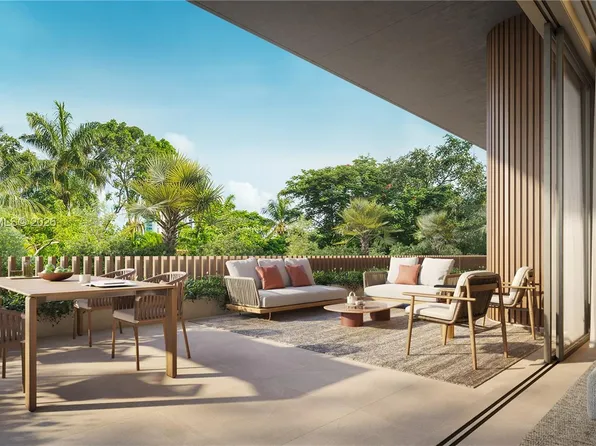 1880 Brickell Ave #18, Miami, FL 33129