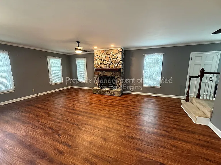 905 Old Winston Rd — Photo 2