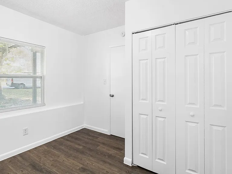 1016 Edith Ave — Photo 7