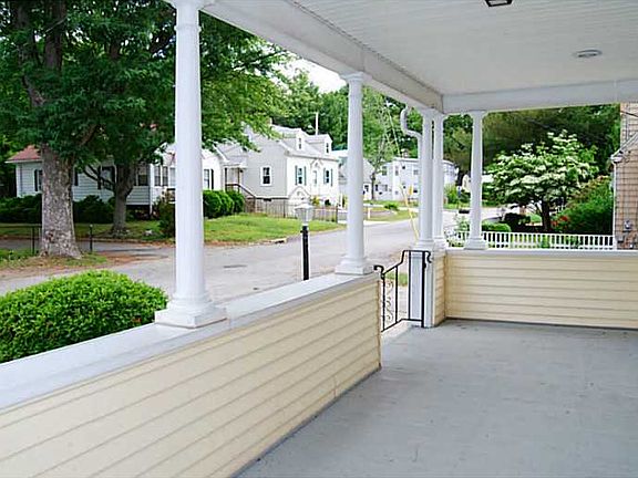5th image of 33 Hobson Ave