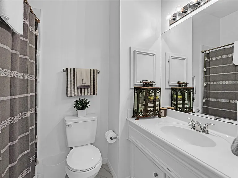 5805 Windy Knoll Ln — Photo 14