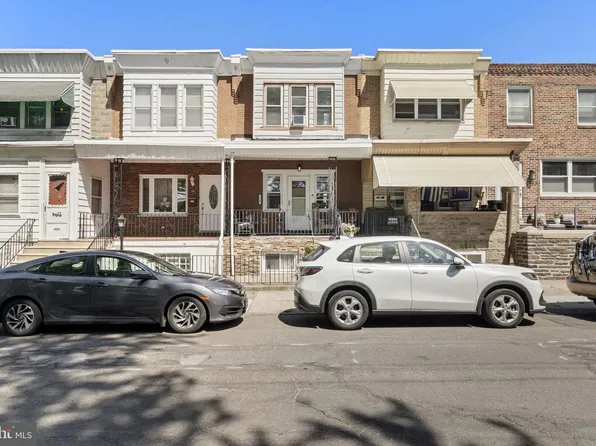 2982 Almond St, Philadelphia, PA 19134