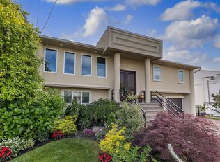 3756 Carrel Blvd, Oceanside, NY 11572