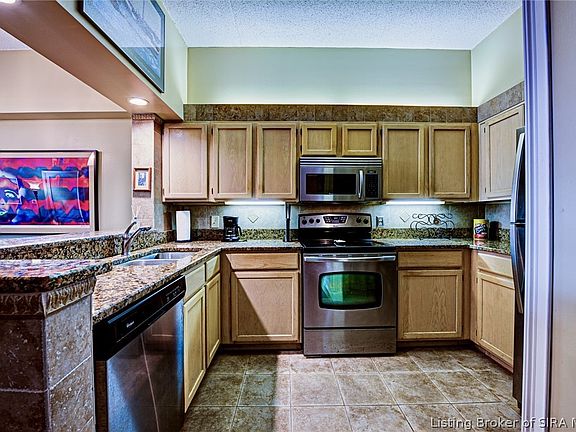 5th image of 1 Riverpointe Plaza #314
