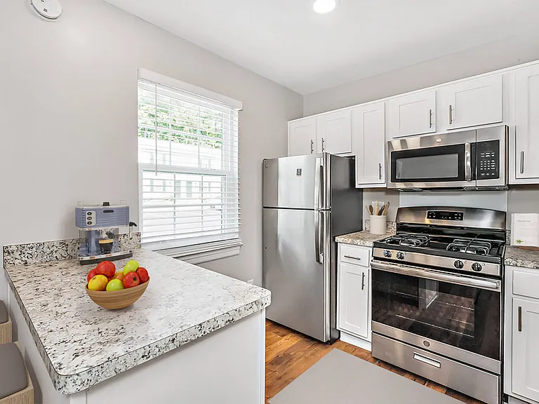 Staples Mill Townhomes — Photo 11