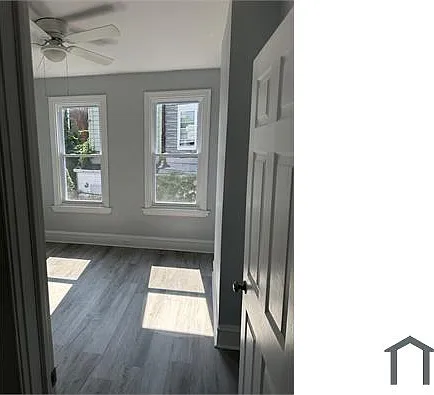 1729 N 53rd St — Photo 11