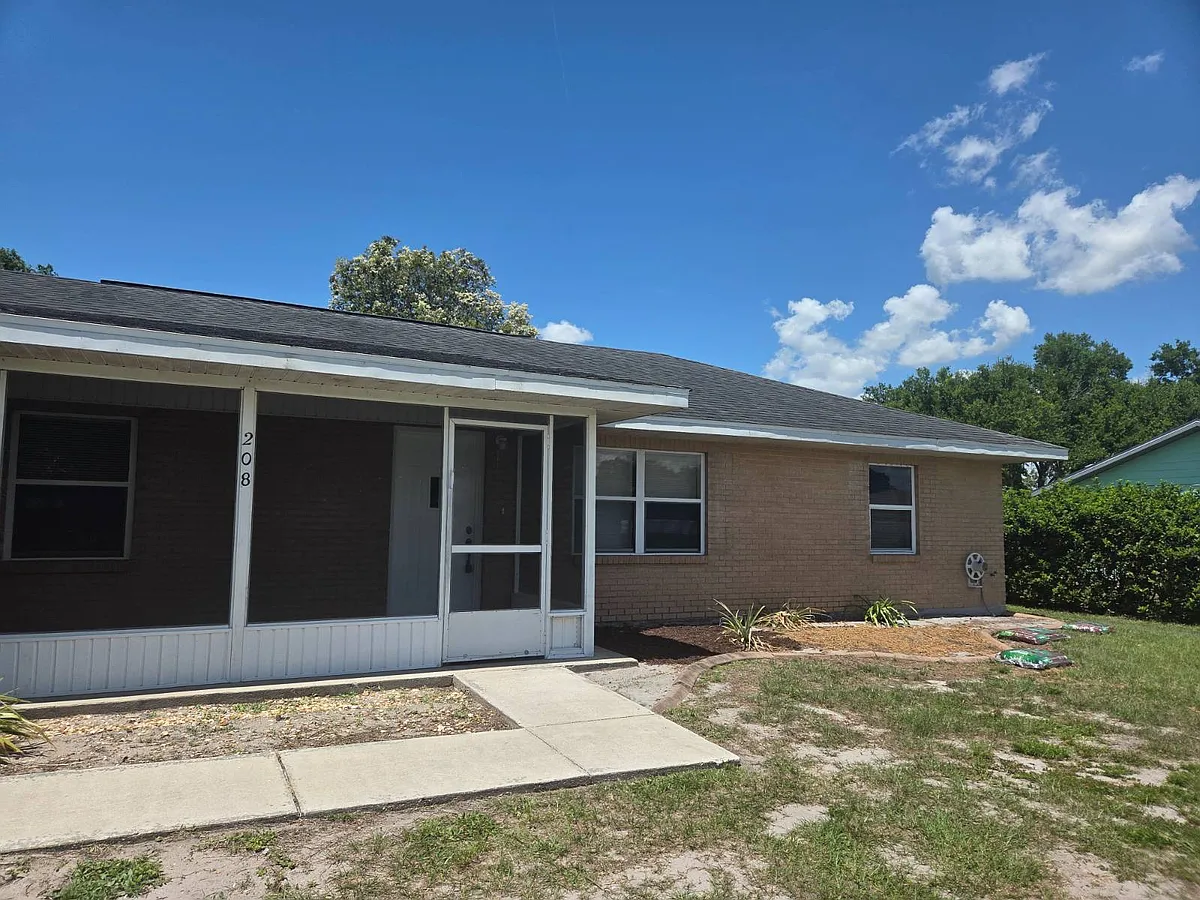 Building Photo - 208 Mirador Dr