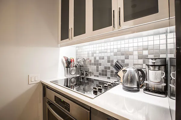 Rented by Nooklyn NYC LLC | media 35