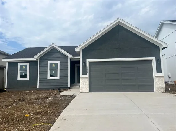 19614 W 195th Pl, Spring Hill, KS 66083