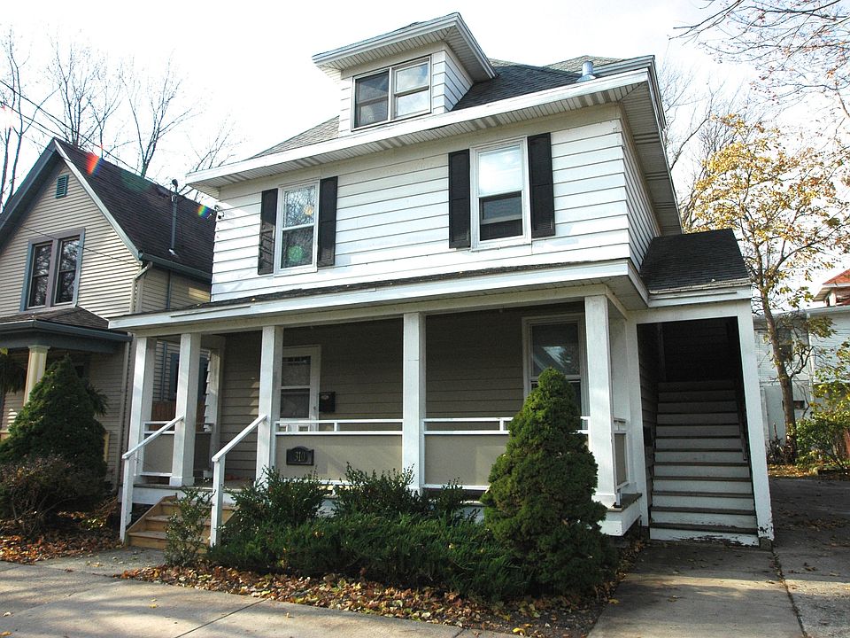 craftsman era duplex