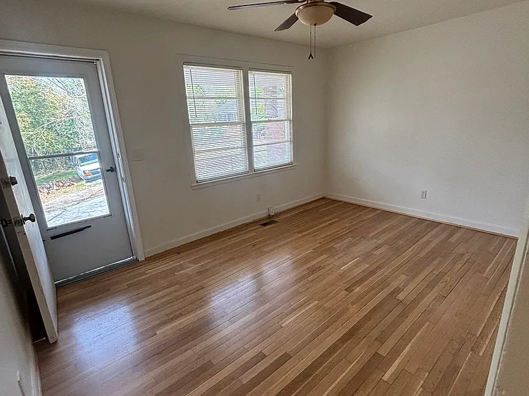 1306 Harden St #1306 — Photo 4
