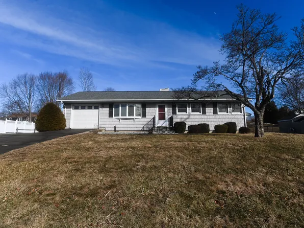 257 Sentinel Hill Road, Derby, CT 06418
