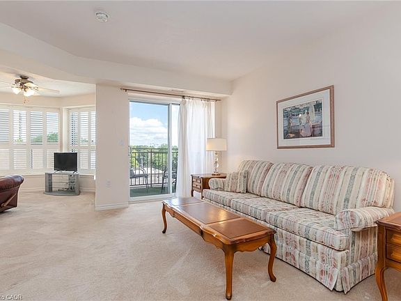 4th image of 20 Saint George St #508