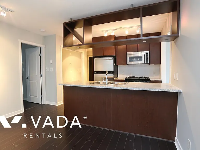 1001 Richards St #302 — Photo 4