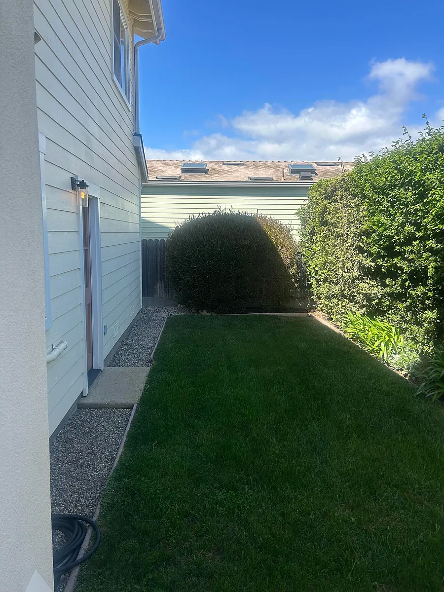 Building Photo - 4858 5th St