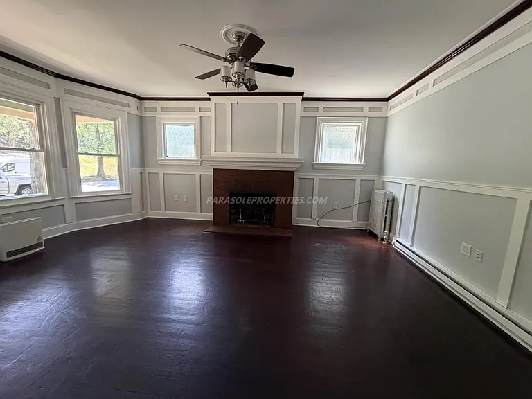 919 Clay Ave #1 — Photo 4