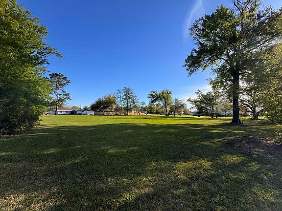 2nd image of Pine Hill Rd