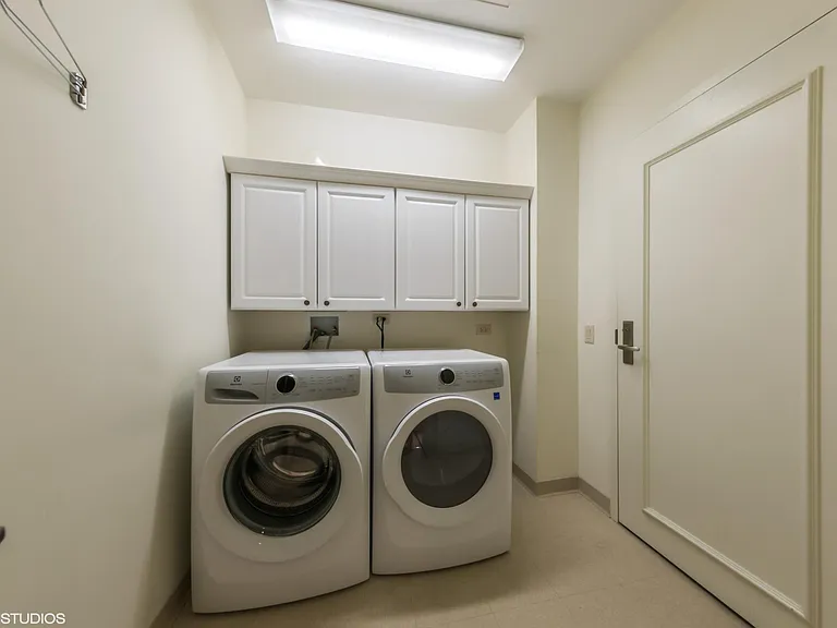310 S Michigan Ave #202 — Photo 14