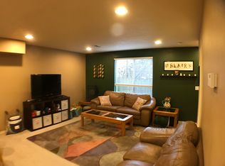 14710 NE Flanders St, Portland, OR 97230