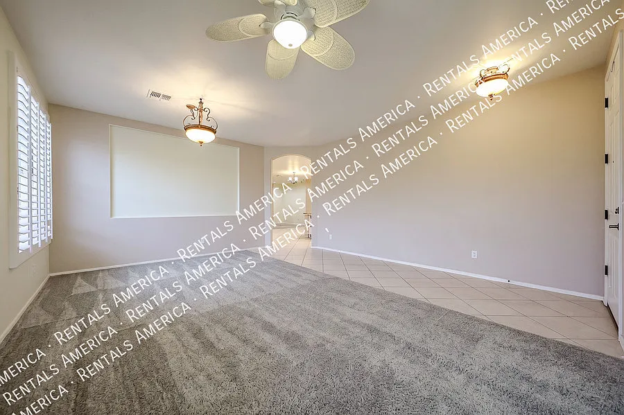 Spacious 4 Bedroom Home in Rancho Bella Vista South — Photo 4
