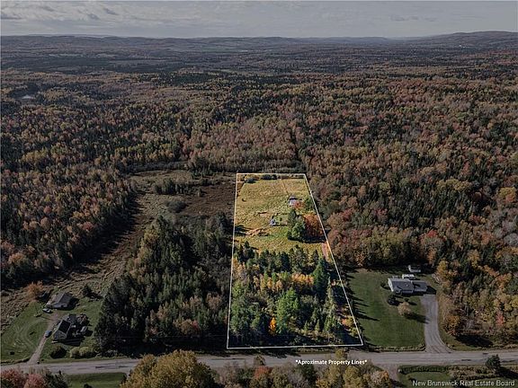 3rd image of 114 Collina Rd