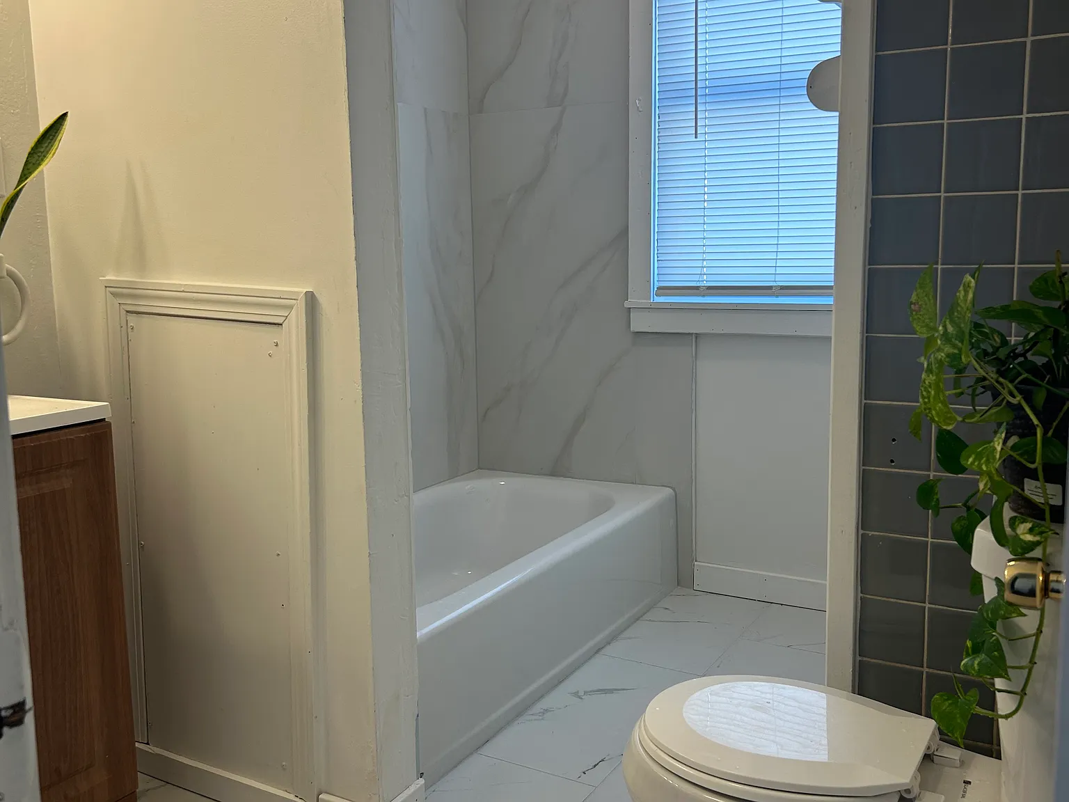 3 bed, $2,200 — Photo 4