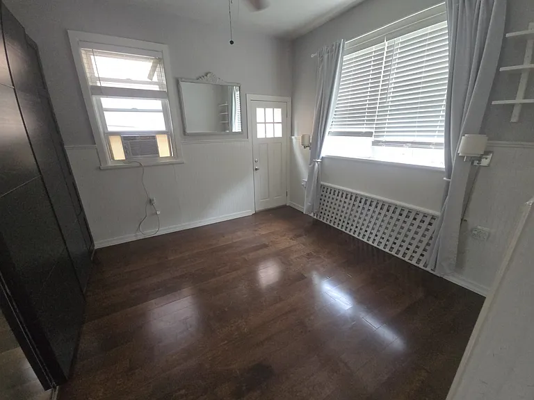 233 S 44th St #1 — Photo 24