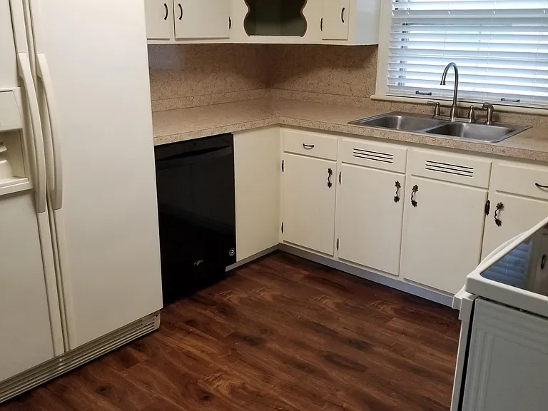 6628 Platte Ave #2 — Photo 7