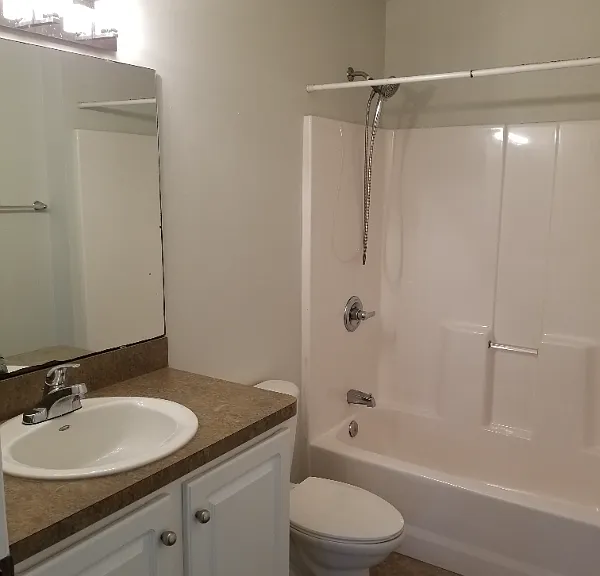 1051 N Saint Johns St — Photo 13