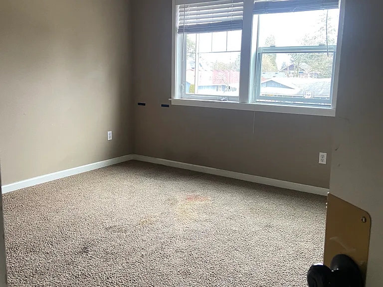 1242 S Mason Ave — Photo 5