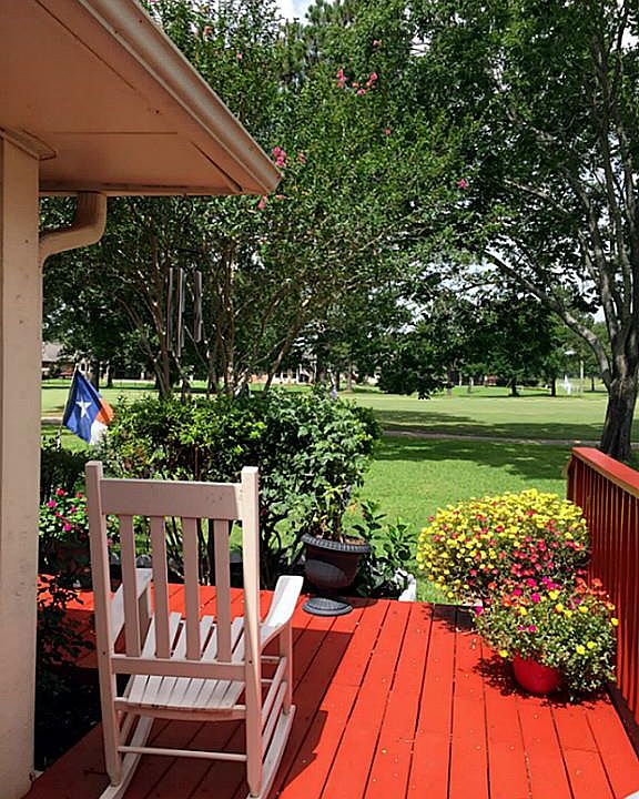 1st image of 678 W Country Grove Cir