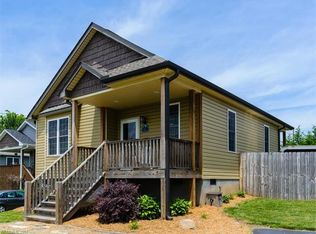 50 N Bear Creek Rd, Asheville, NC 28806