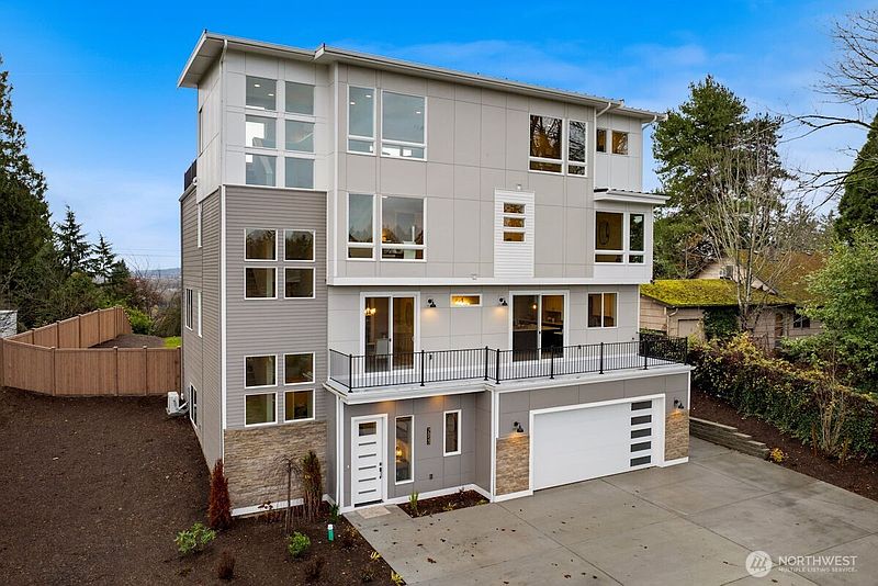 3rd image of 7853 S 132 Street