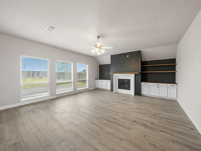 1524 N Blue Bonnet Ln — Photo 35