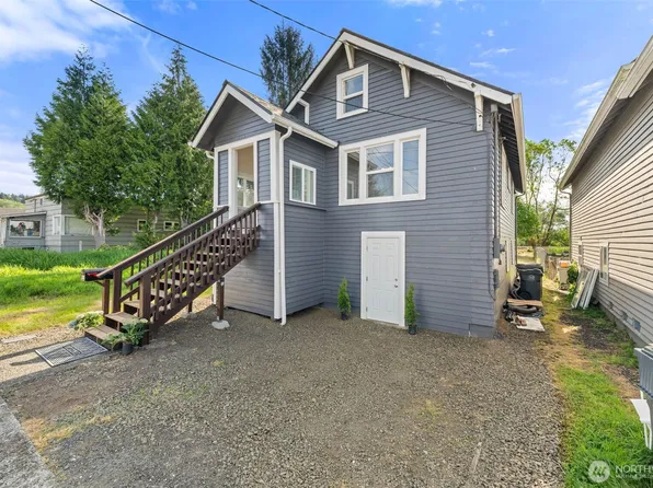 411 11th Street, Hoquiam, WA 98550
