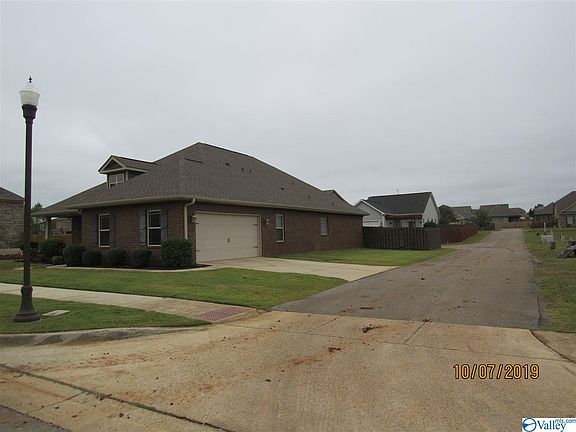 3rd image of 8326 Anslee Way