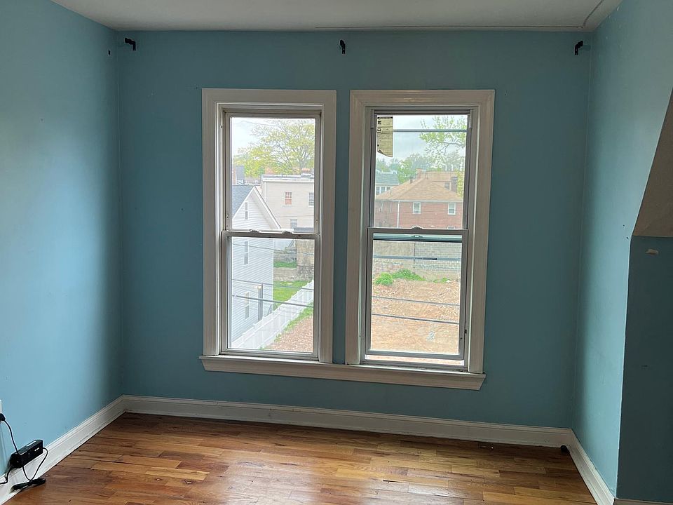 2nd image of 230 W End Ave #3