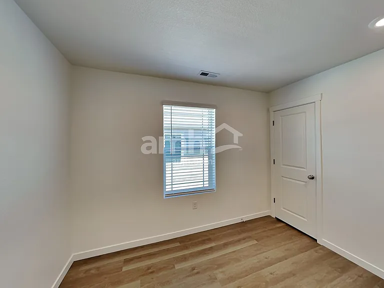 26199 E Calhoun Cir — Photo 12