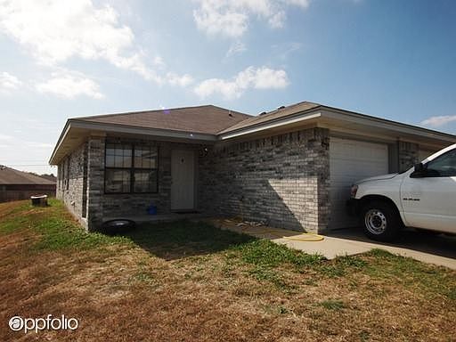 1st image of 5208 Daybreak Dr