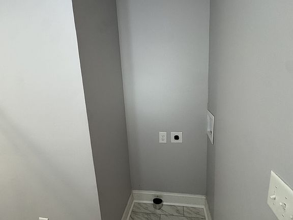 5th image of 1204 Borders Rd