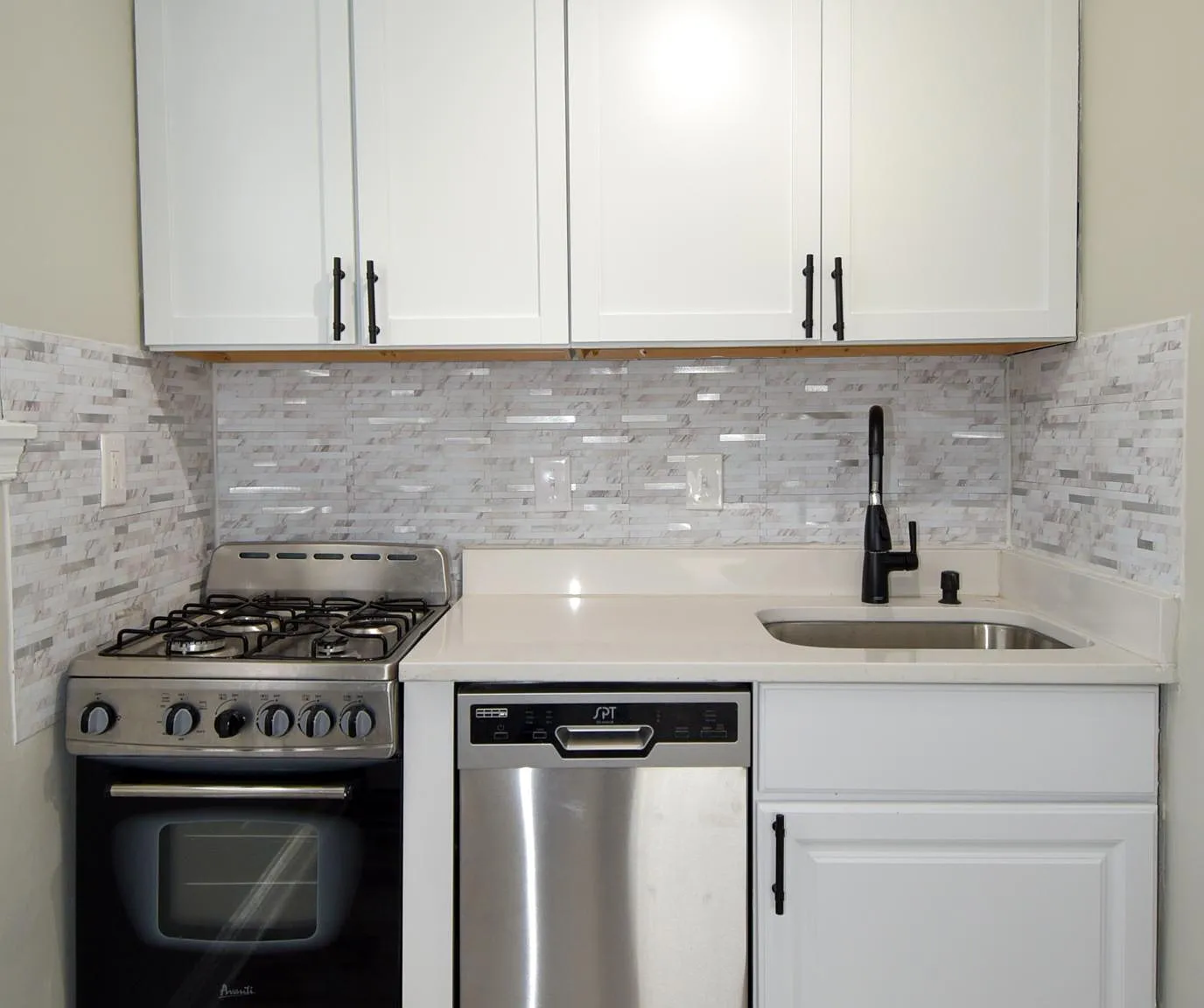 1 bed, 689 sqft, $1,600 — Photo 3