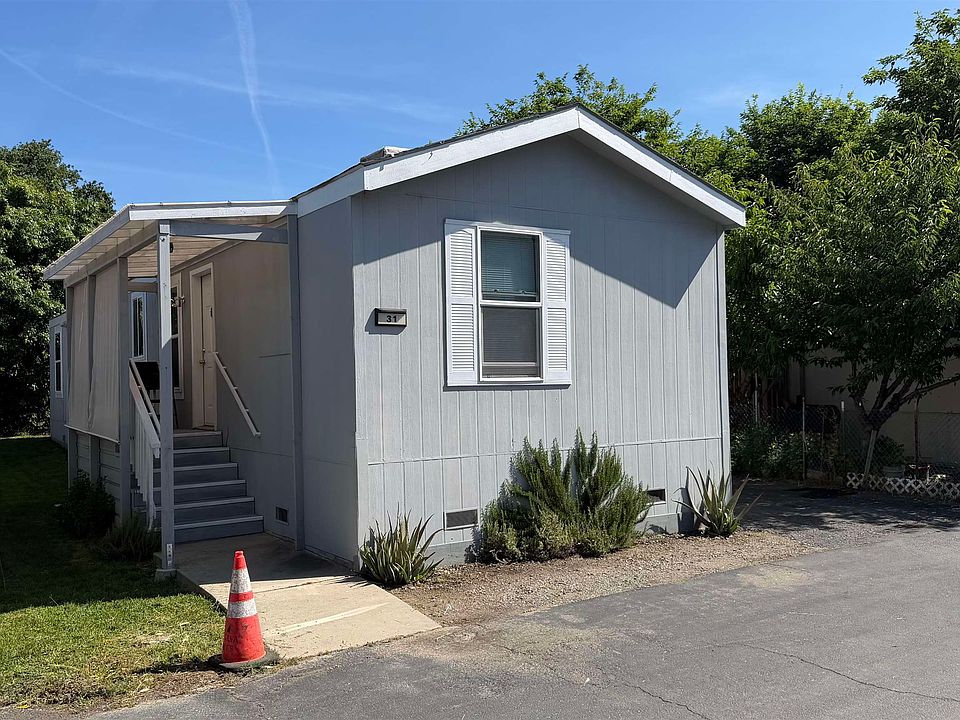 1st image of 240 Sacramento Ave