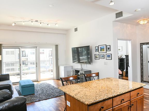 3rd image of 1950 N Logan St APT 310