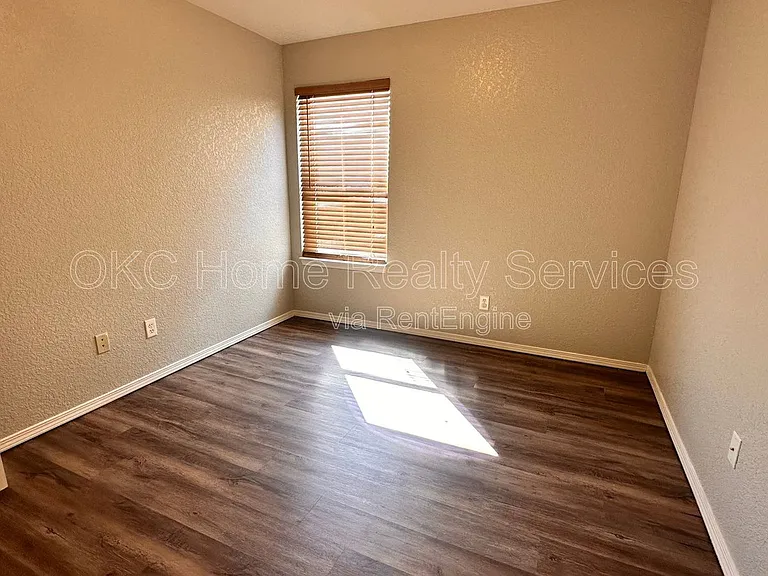 5520 Bush Creek Way — Photo 26