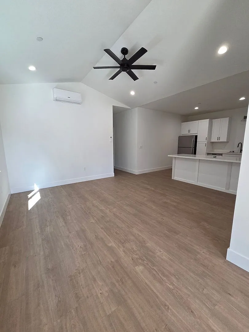 New Build on Old Alturas - ALL Electric with City of Redding Solar! — Photo 3