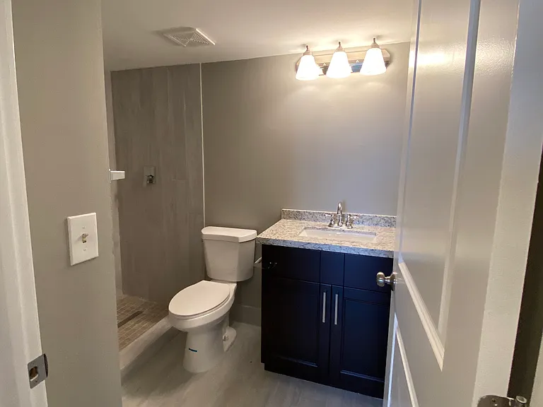 2831 N Oakland Forest Dr #101 — Photo 49