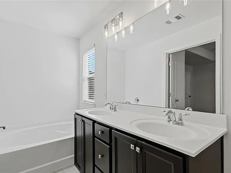 2705 Avanti Way — Photo 18