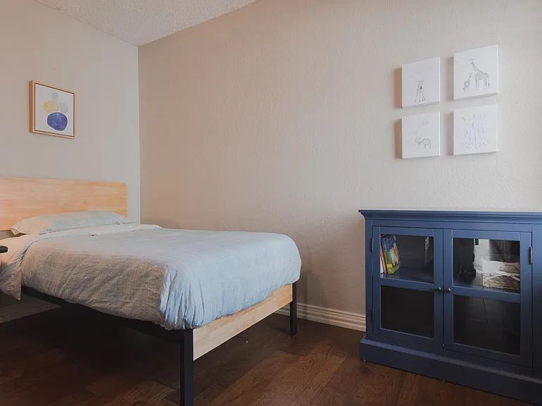 2424 Park Crest Ct — Photo 7