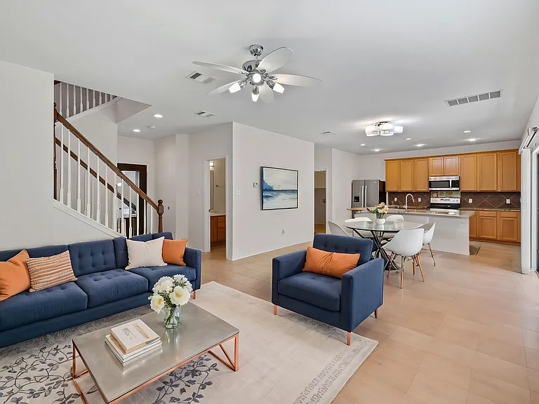 2101 Golden Arrow Ave — Photo 11