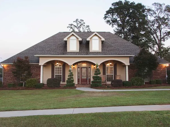 200 Grayton Ln, Enterprise, AL 36330